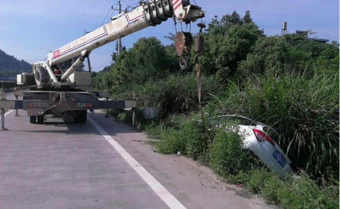 顺义区重载吊车救援 顺义区重载吊车救援